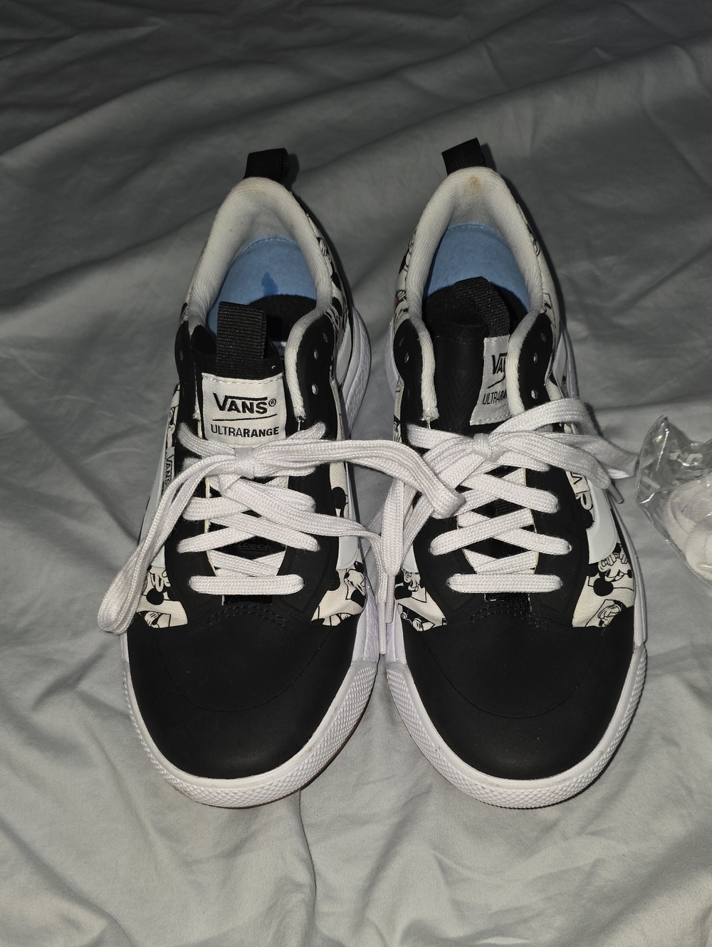 Vans Disney x UltraRange EXO 'Mickey Mouse - Size 7